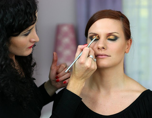 Jak zrobić makijaż