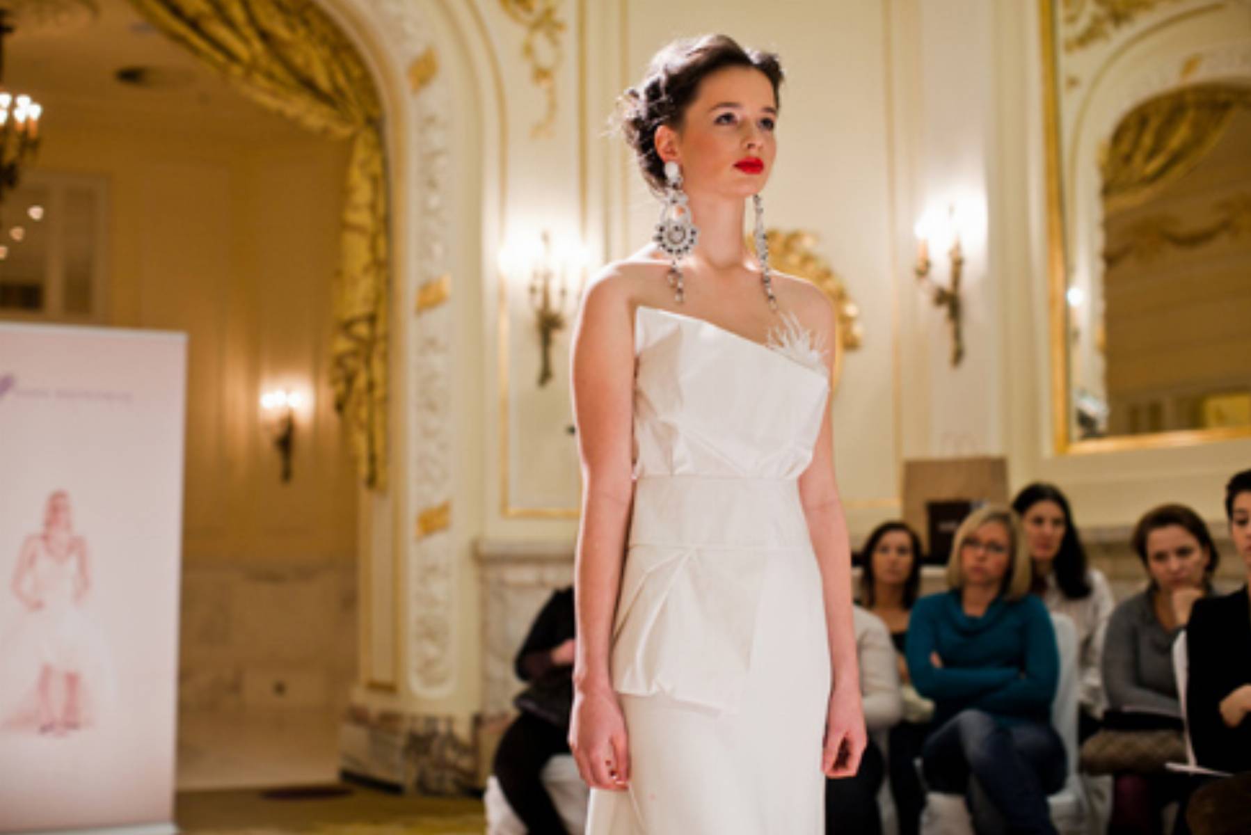 Agata_Wojtkiewcz_Suknie slubne 2012 2 Agata_Wojtkiewcz_Suknie ślubne 2012