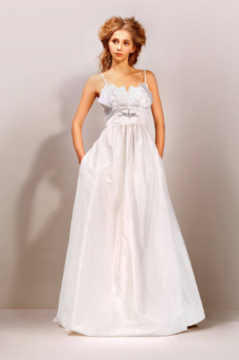 Agata_Wojtkiewcz_Suknie slubne 2012 3 Agata_Wojtkiewcz_Suknie ślubne 2012