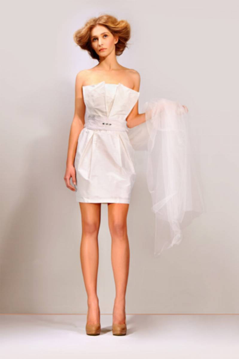 Agata_Wojtkiewcz_Suknie slubne 2012 5 Agata_Wojtkiewcz_Suknie ślubne 2012