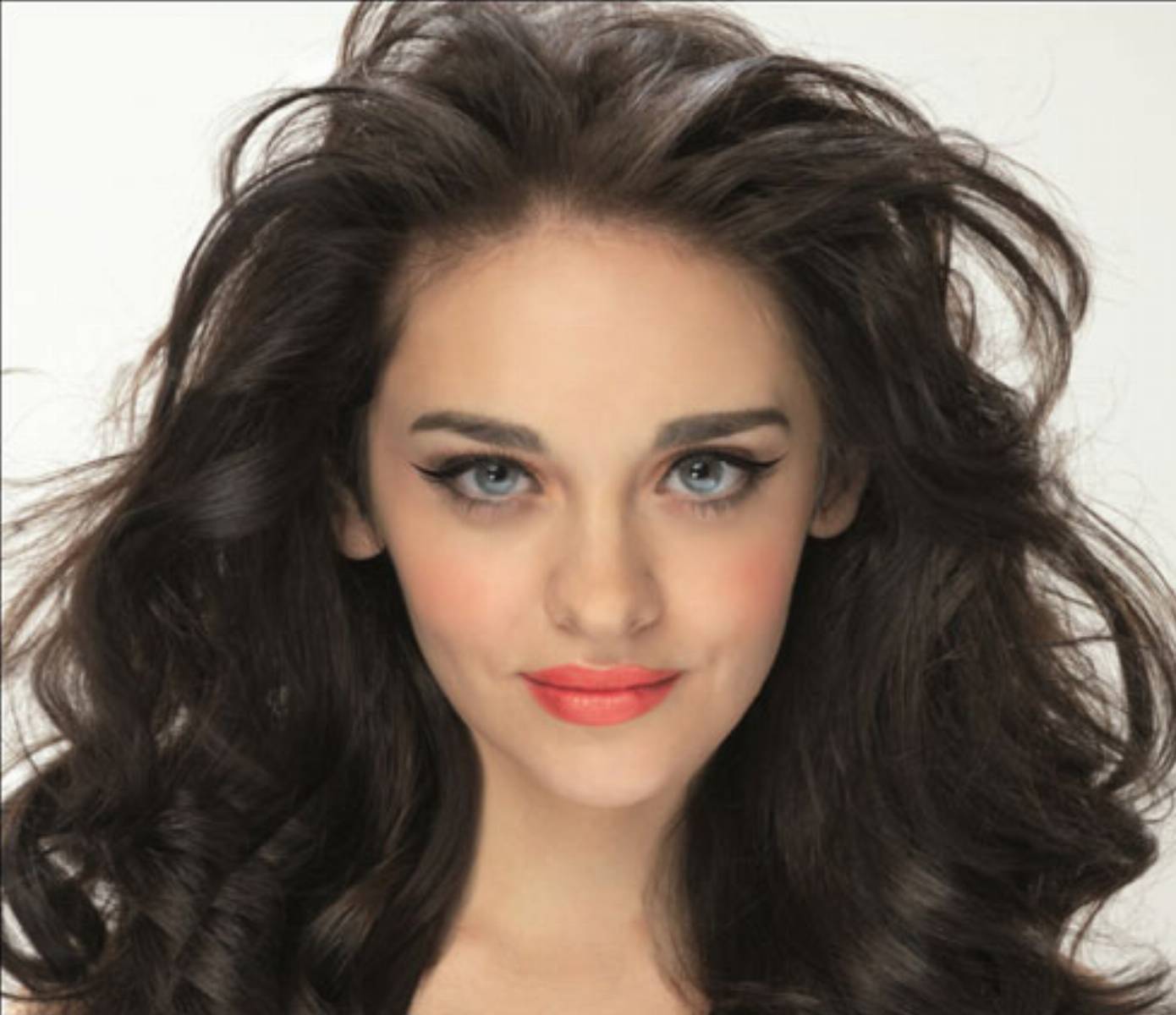 Delia Cosmetics - Femme Fatale Delia Cosmetics - Femme Fatale