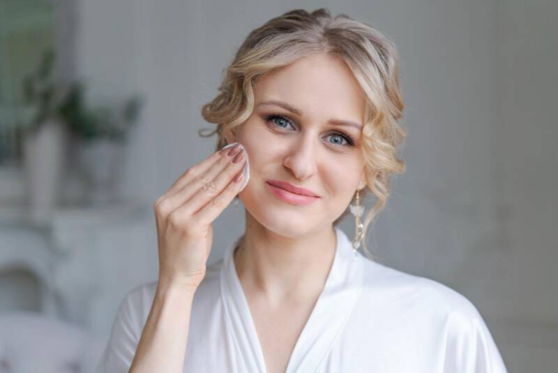 Zadbaj o skórę z… olejem rzepakowym fot. freepik Zadbaj o skórę z… olejem rzepakowym