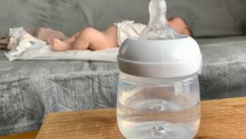 Sterylizacja butelek noworodka