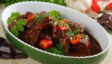 Meksykański kurczak w sosie mole czekoladowym