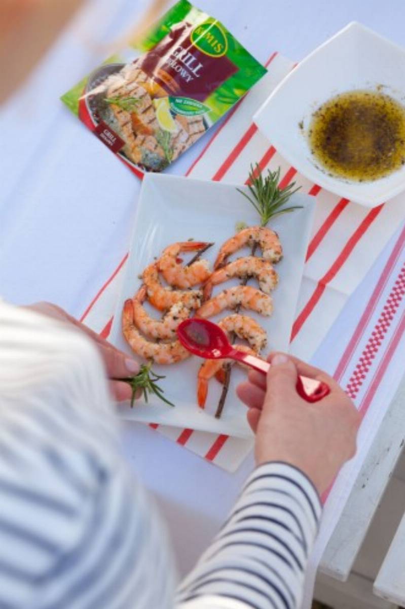 Szaszlyki-z-krewetek-na-rozmarynie-I-333x500 Szybki szaszłyk z krewetek na rozmarynie
