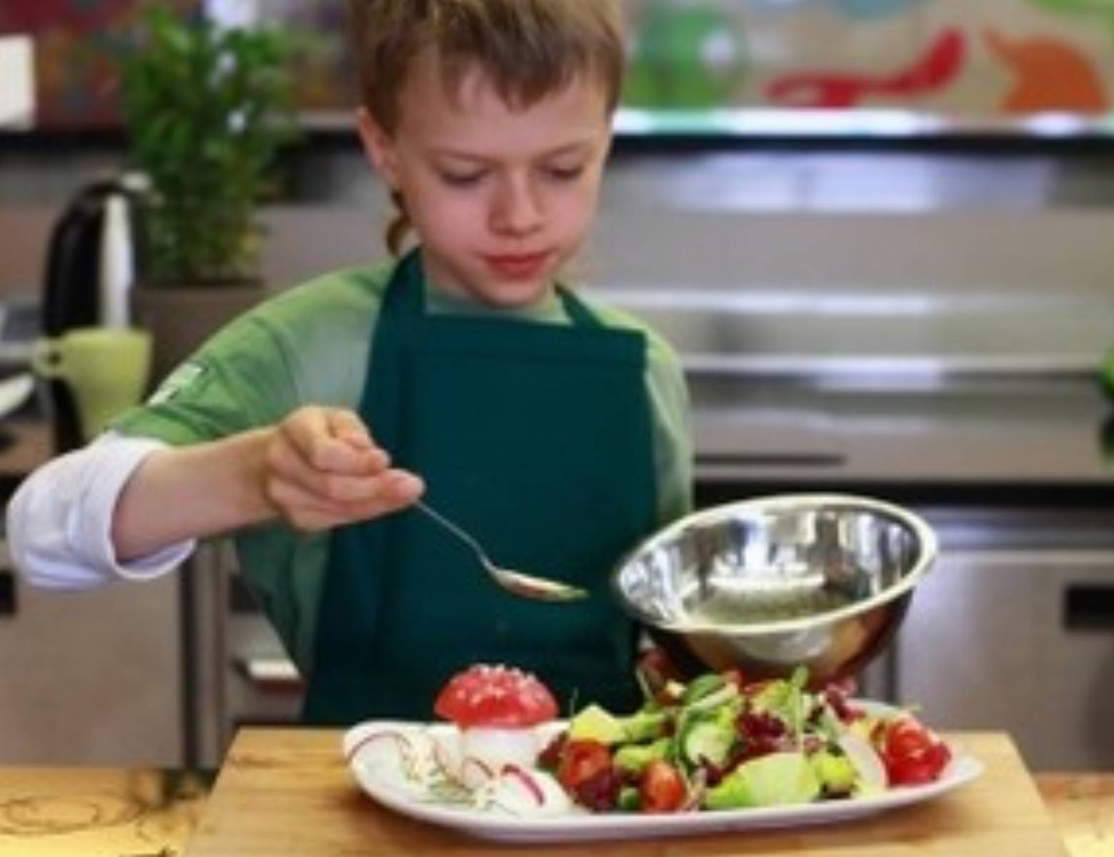 mysia-salatka-video-krok-6