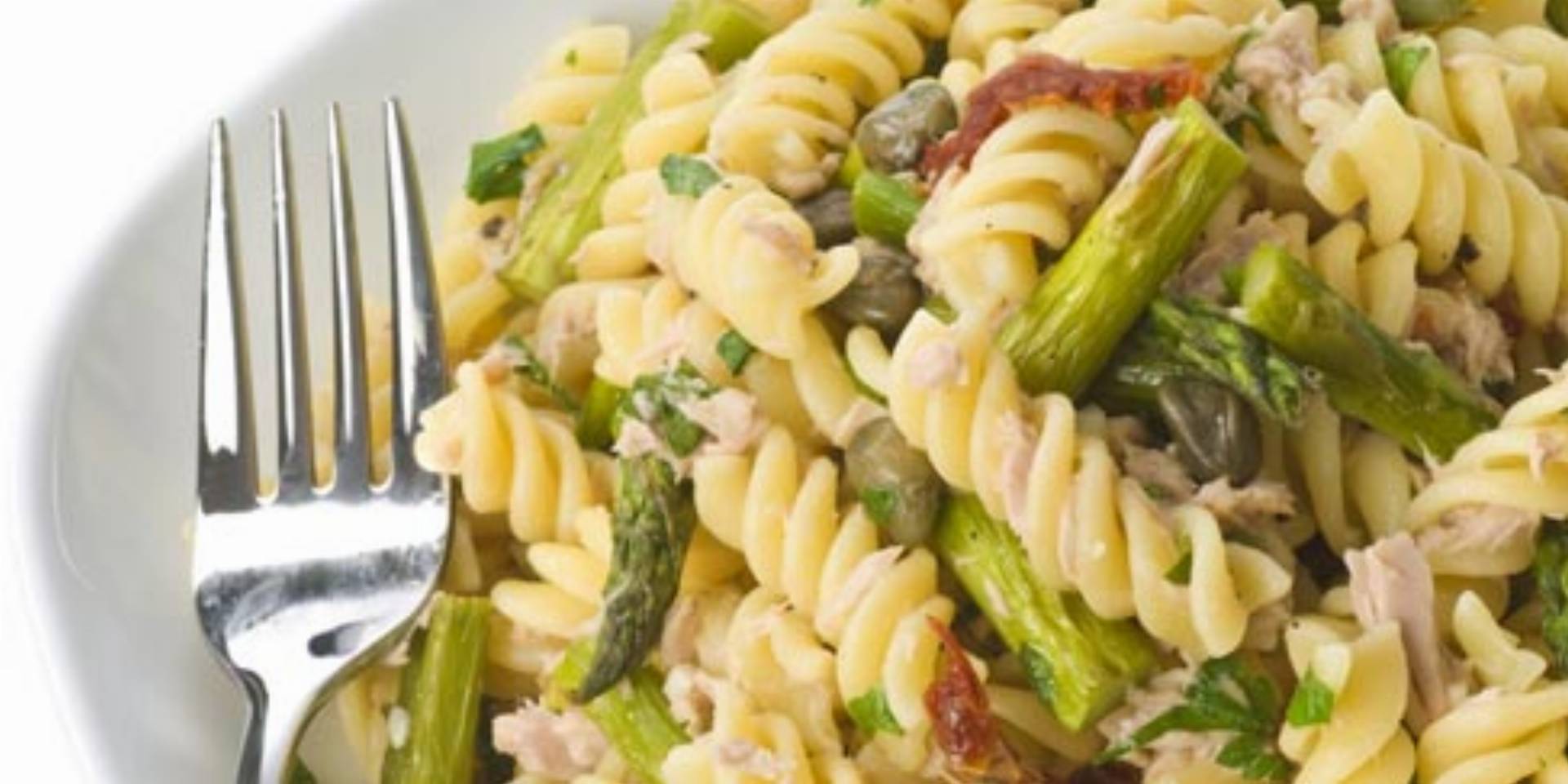 Makaron ze szparagami