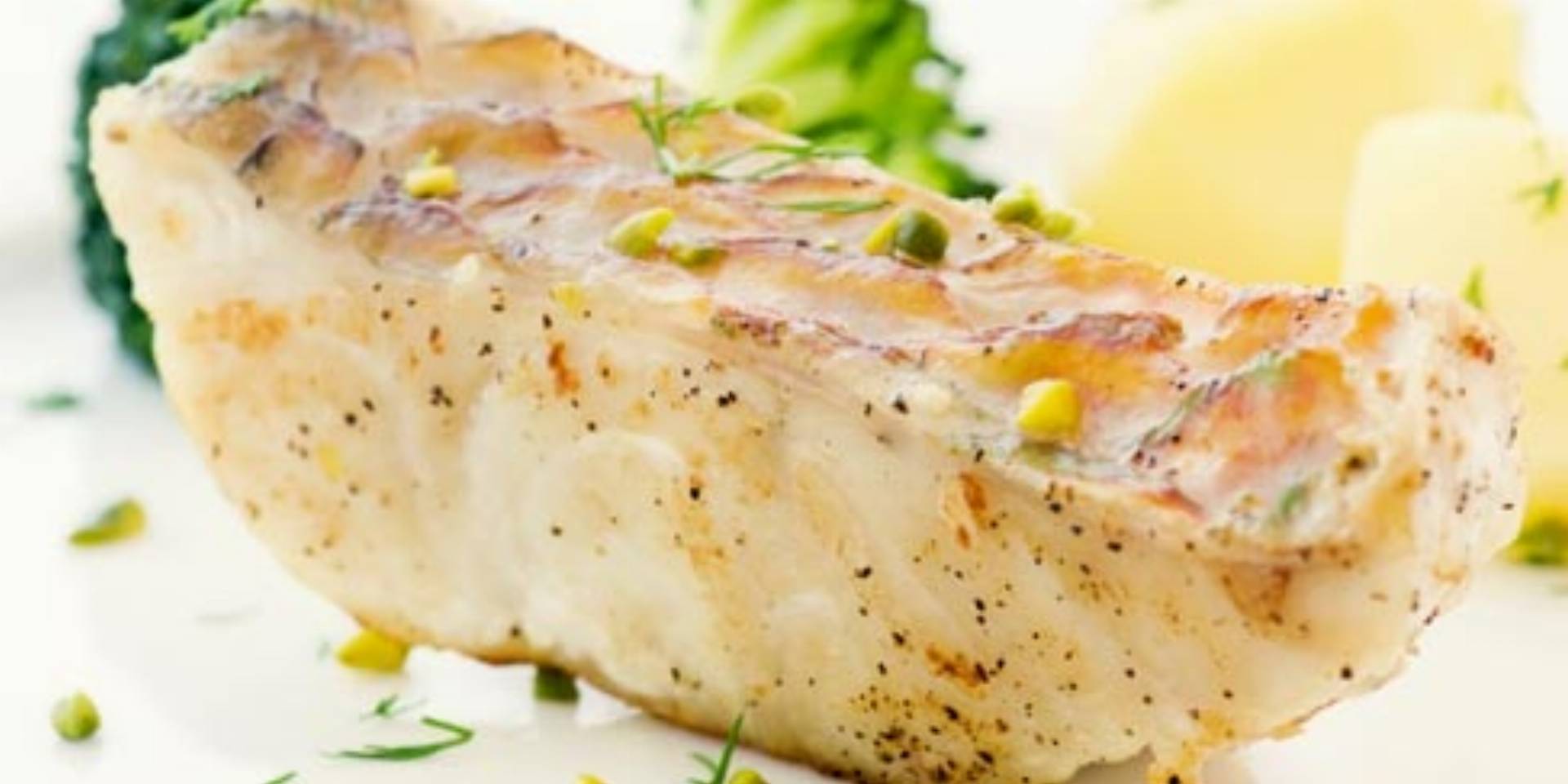 Karmelowa ryba zapiekana z brokułami Karmelowa ryba zapiekana z brokułami