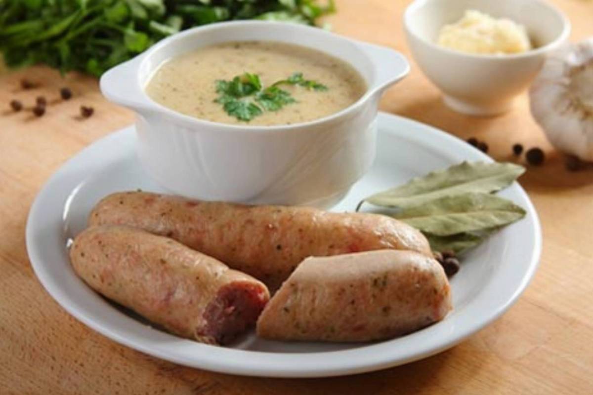 Biała kiełbasa wielkanocna do żurku