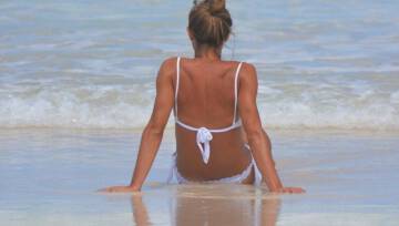 jak odpowiednio chronić skórę podczas kąpieli słonecznych