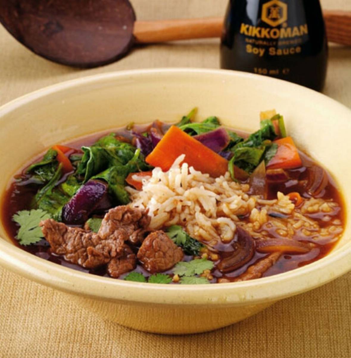 Rozgrzewajacy gulasz z sosesem sojowym