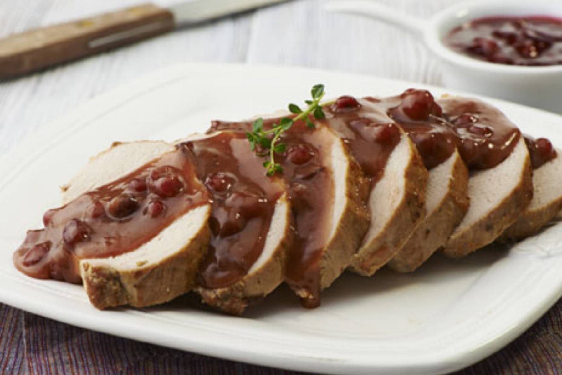 Schab pieczony w sosie zurawinowym