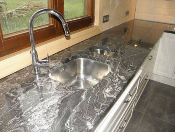 Trwałość i elegancja, czyli jak wprowadzić kamień do wystroju domu