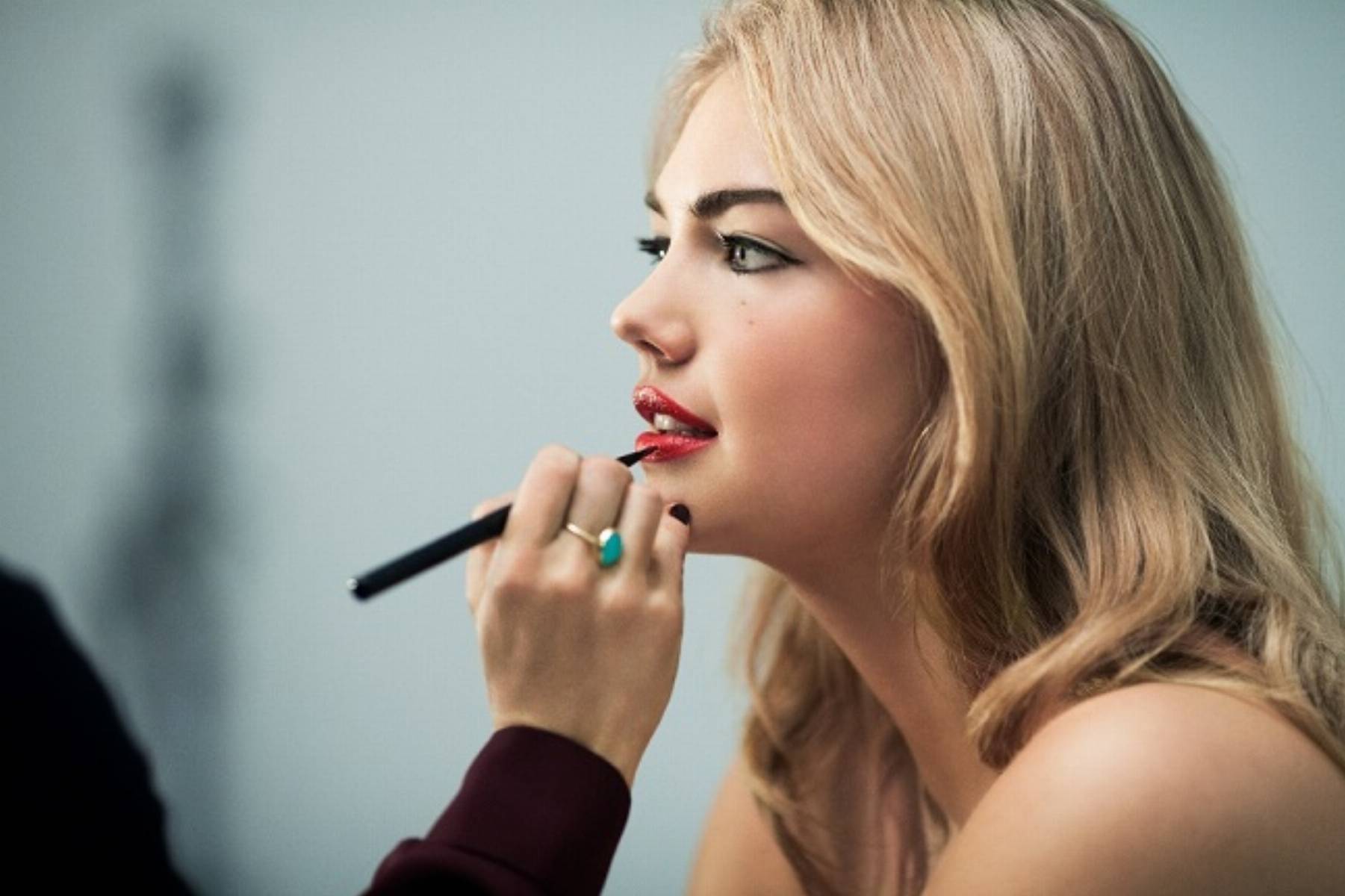 Kape Upton Bobbi Brown