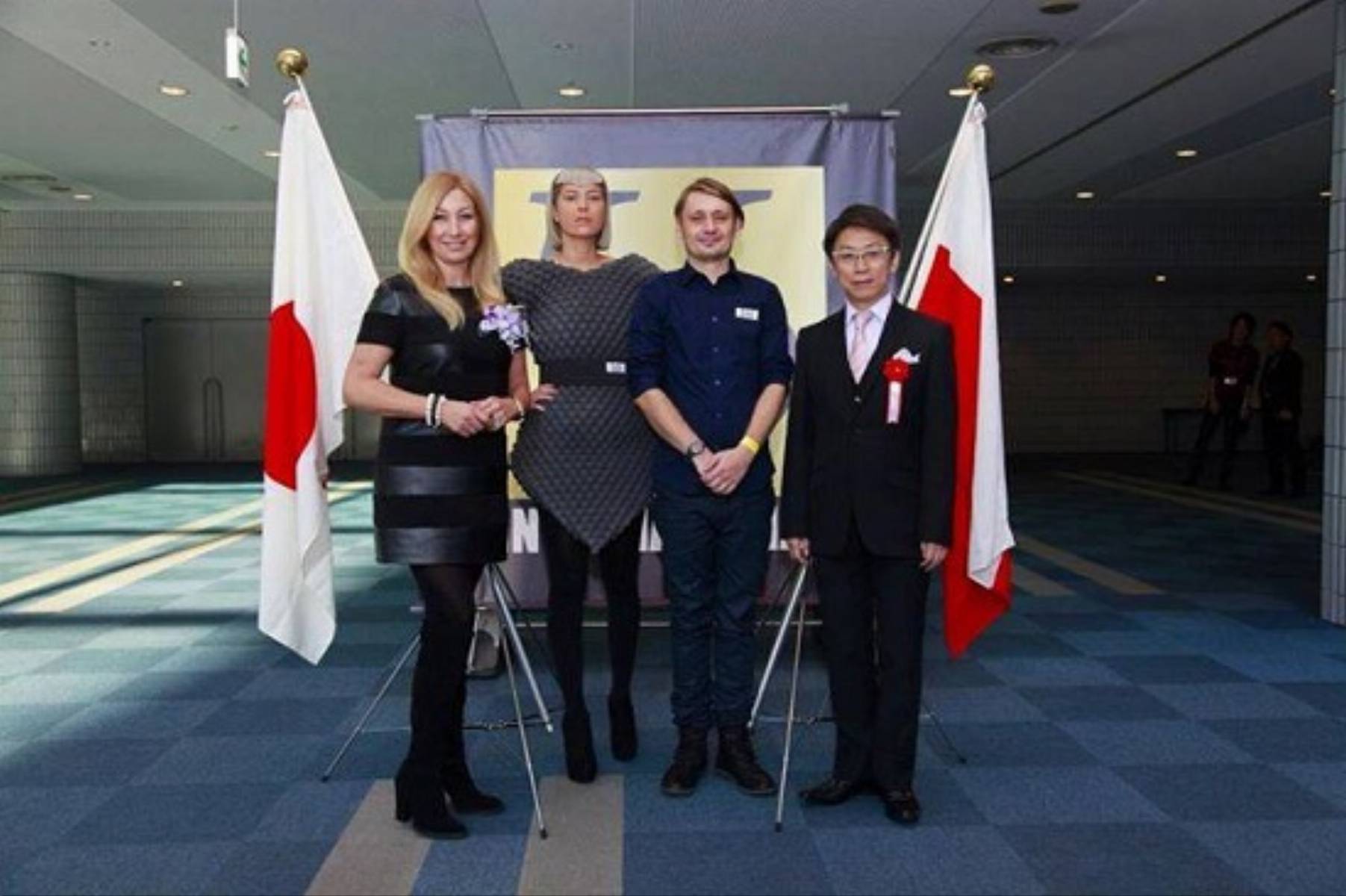 Hair Revolution Japonia 2013 mat. prasowe HTF (2)