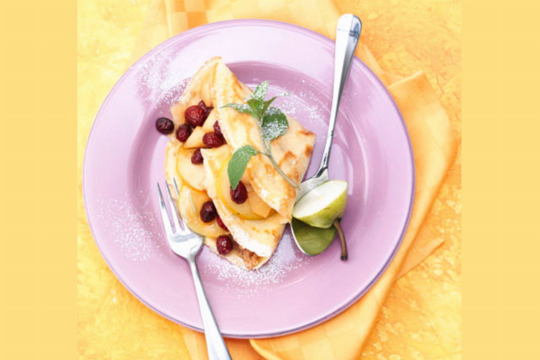 Nalesniki-gruszkowo-zurawinowe