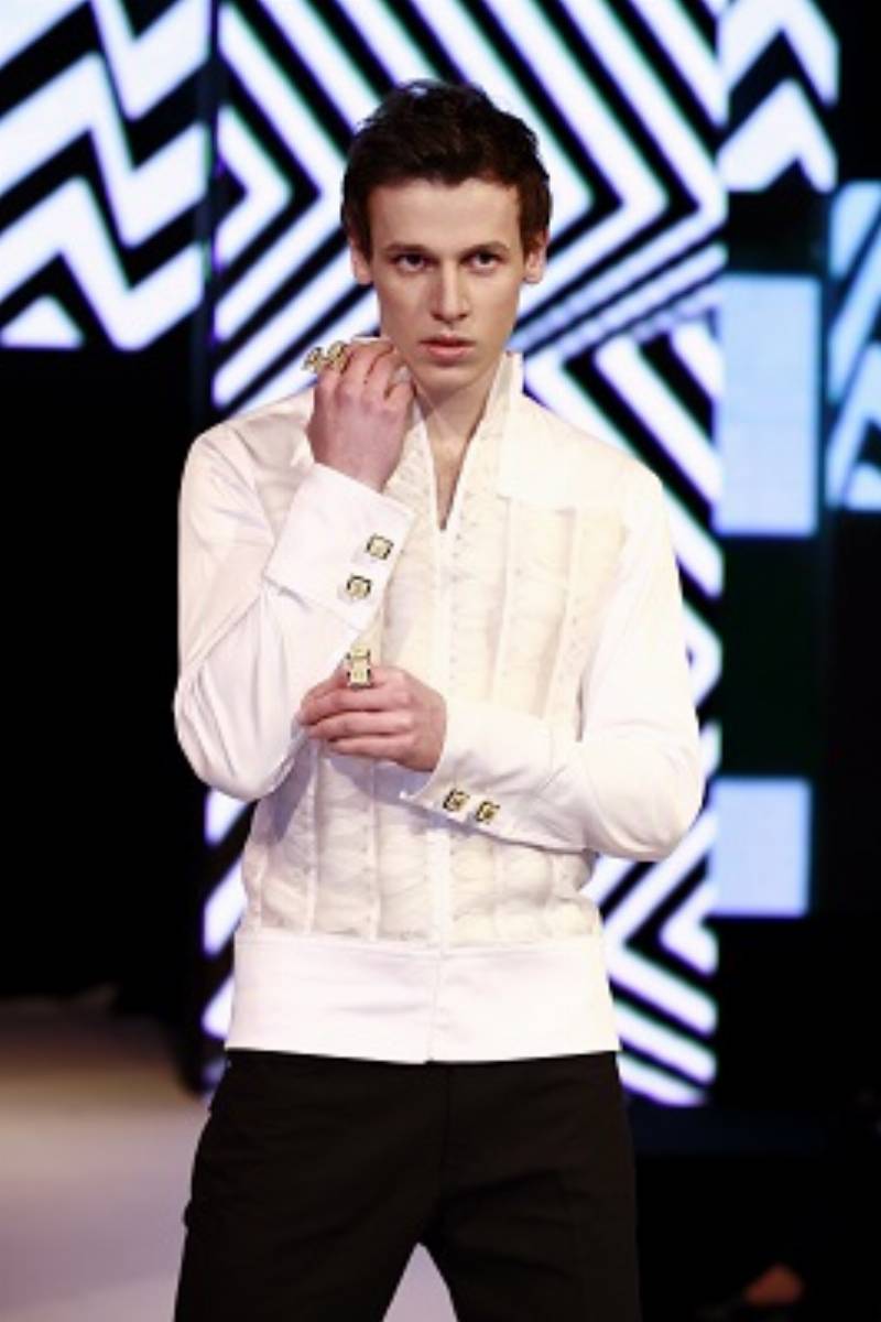 Pokaz mody - strooje-MG&S_Micha+é Starost&Sebastian Ka+¦mierczak & bi+-uteria_Jacek Ostrowski Ostrowski Design