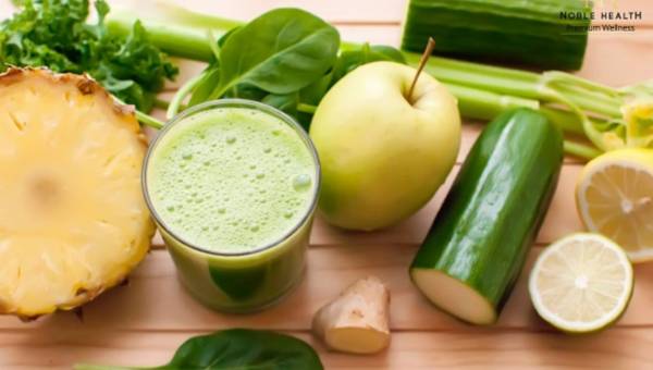 Powakacyjny detoks z zielonymi koktajlami