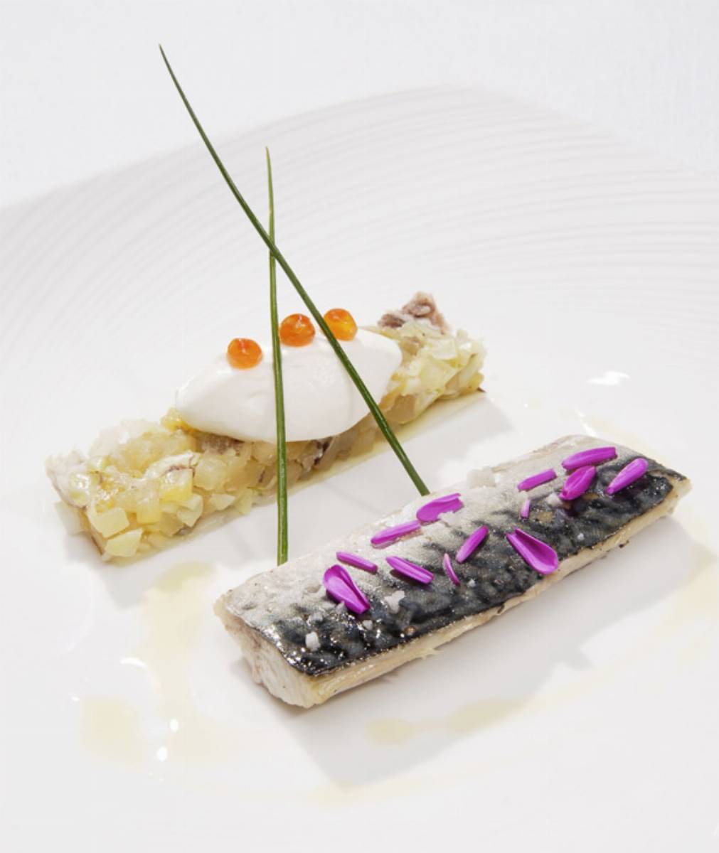 Makrela-w-niskiej-temperaturze,-chutney-z-jablek,-imbiru-i-wodki_2