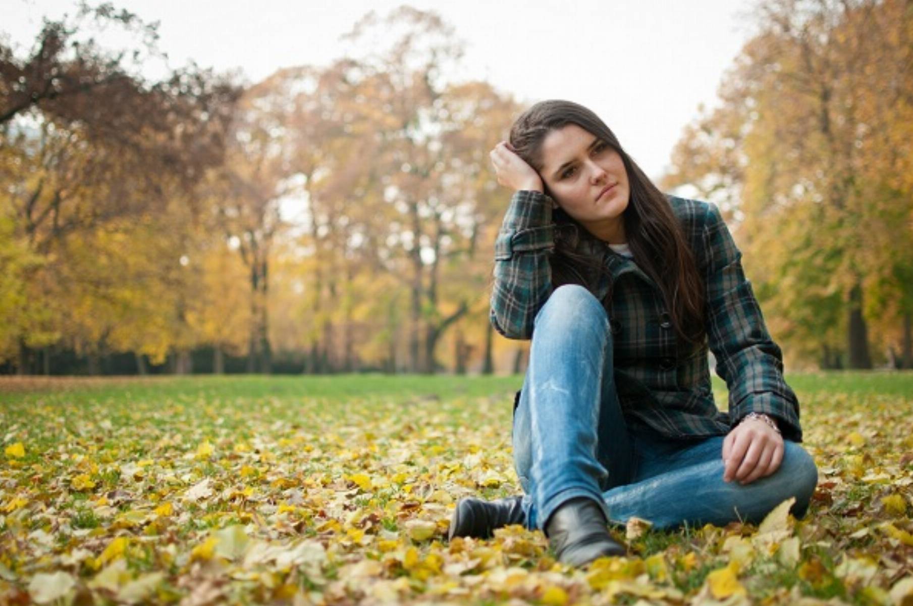 Young woman in depression outdoor