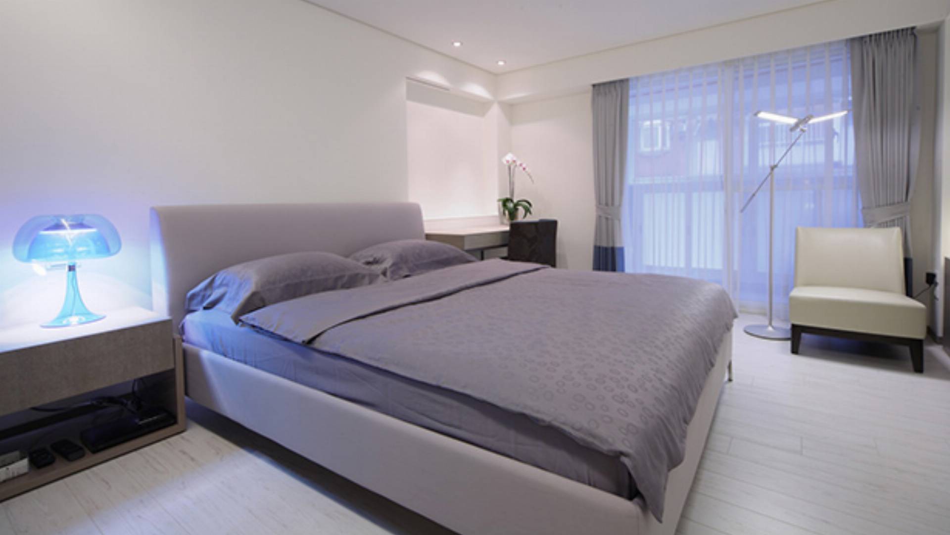 AURELIA_TABLE_QisDesign_01