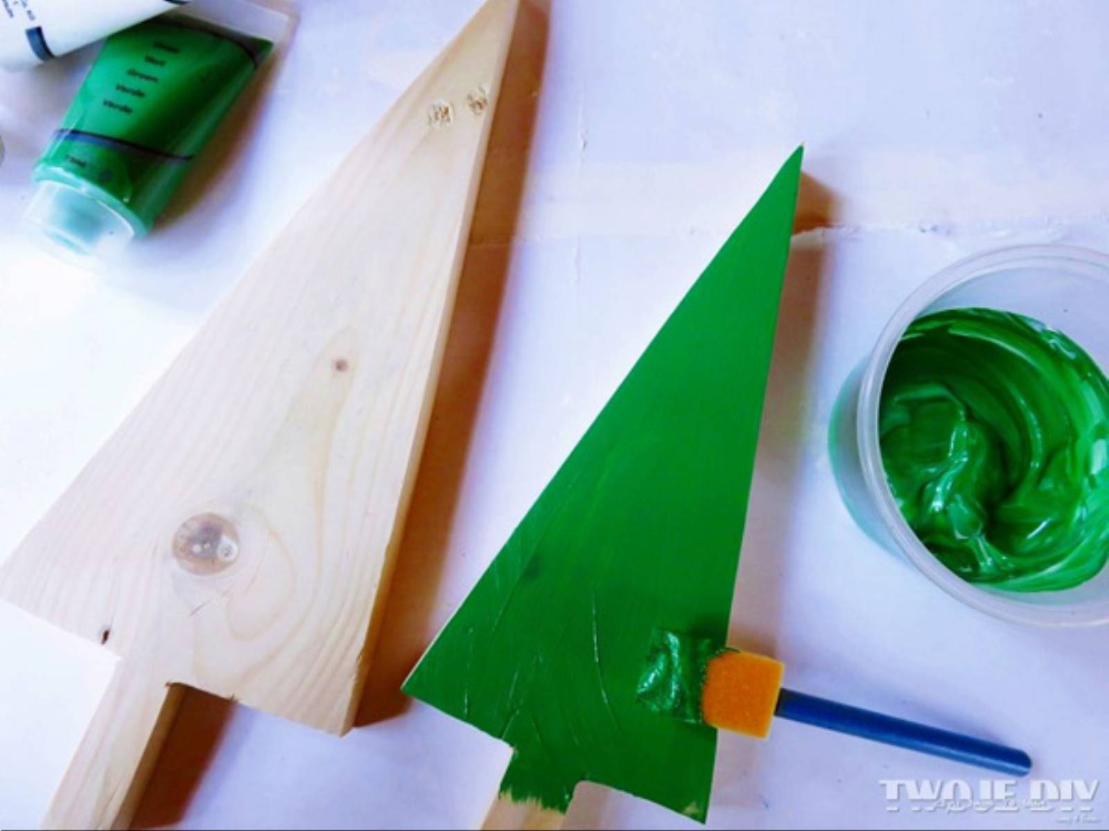 Krok-4---drewniane-choinki