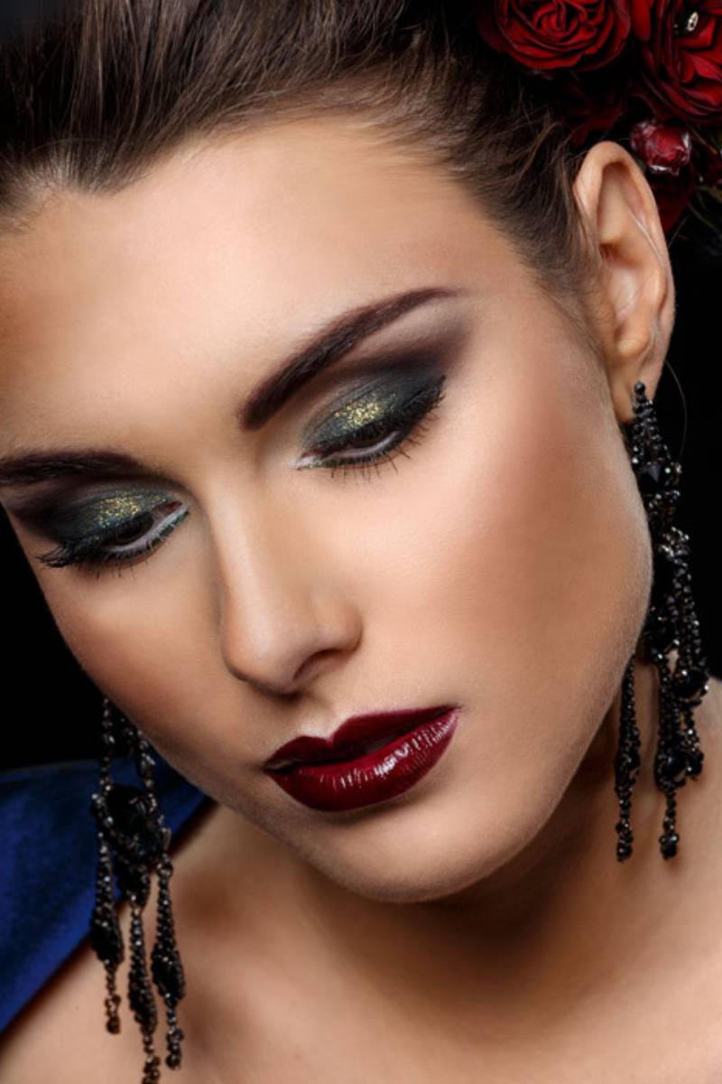 MAKIJAZ-WIECZOROWY-NA-SYLWESTRA-2014-2015---1-miejsce---Sylwia-Jagielska