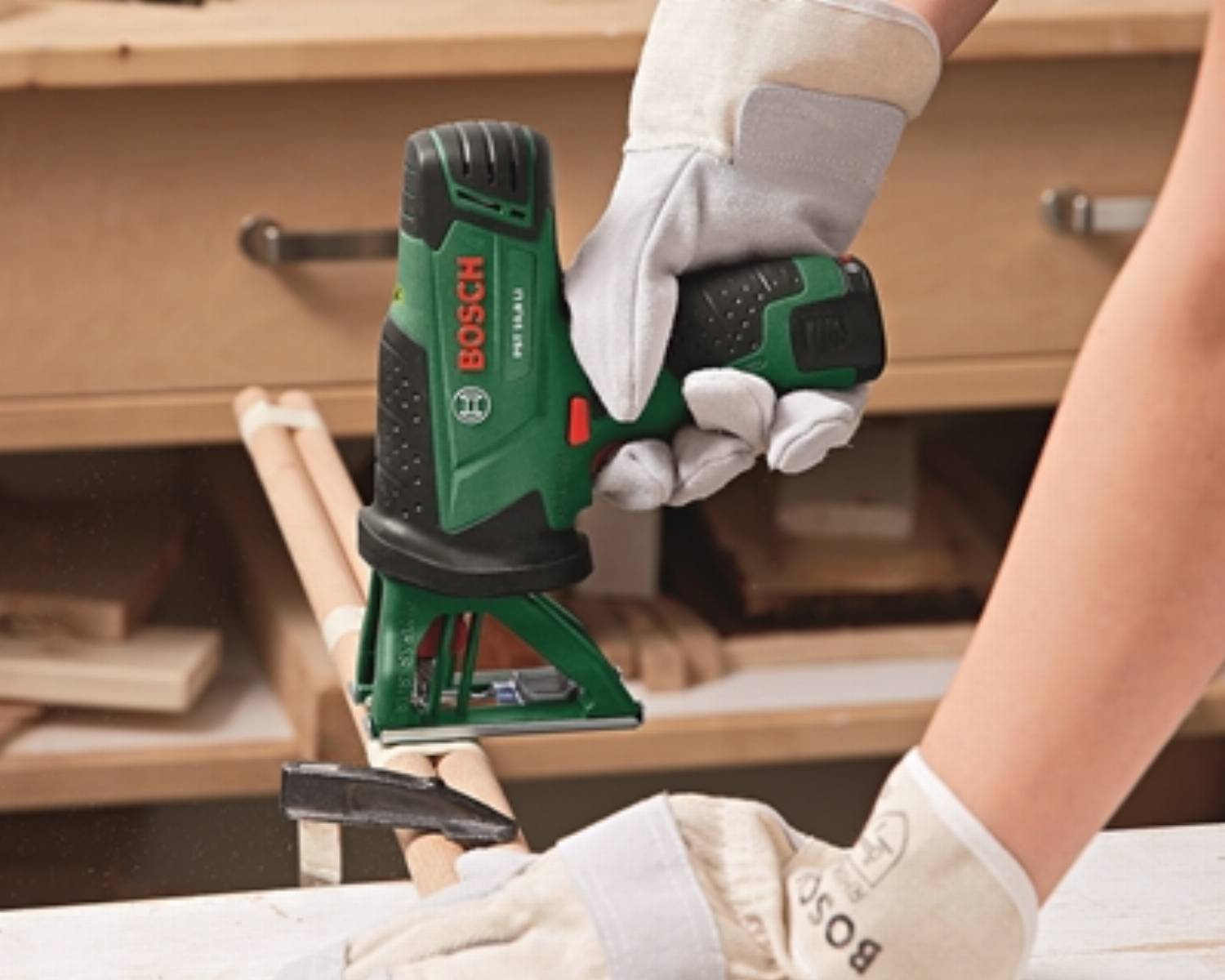 fot. Bosch stolik ze skrzyni (7)