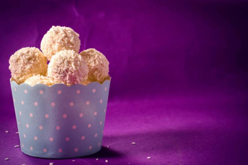 trufle-z-bialej-czekolady-z-migdalami