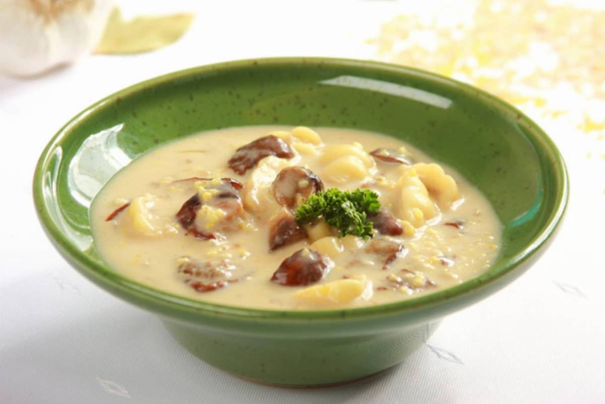 Krupnik z kaszy jaglanej