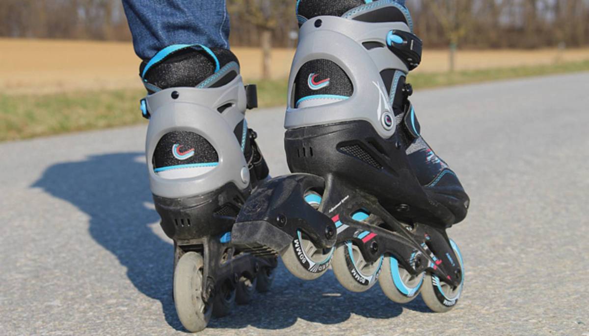 inline-skates-681320_1280