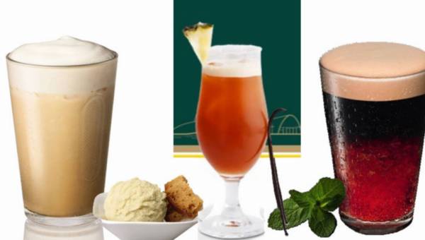 Pomysły na mrożone kawy: malinowa, Piña Colada i piernikowa