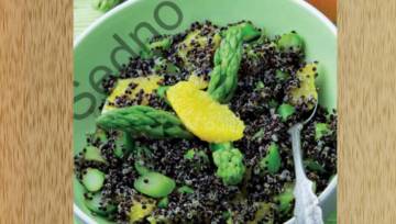 Dla wegetarian: Quinoa czarna z zielonymi szparagami i pomarańczami