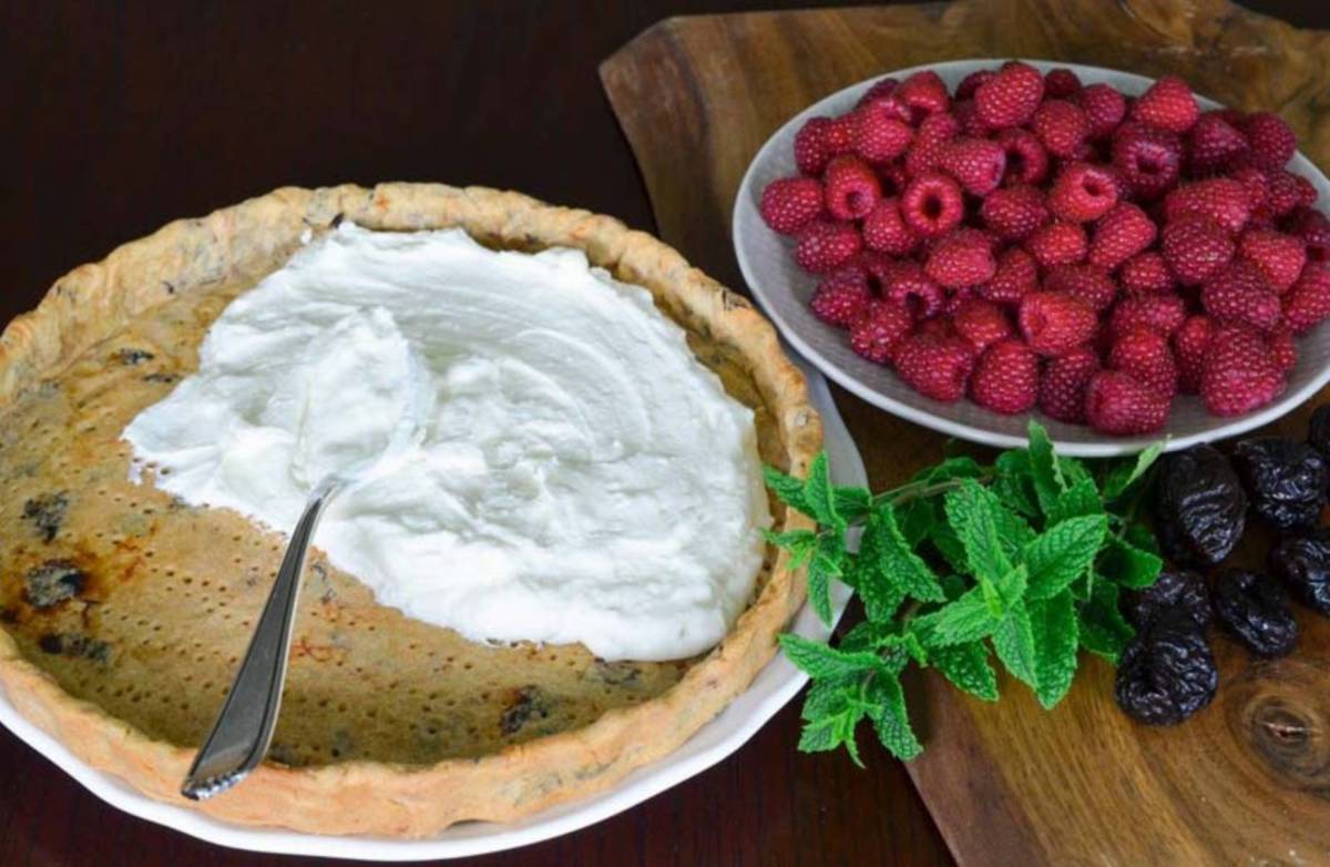 CPB_Tarta_na_kruchym_spodzie_ze_sliwkami_kalifornijskimi_przygotowanie_2