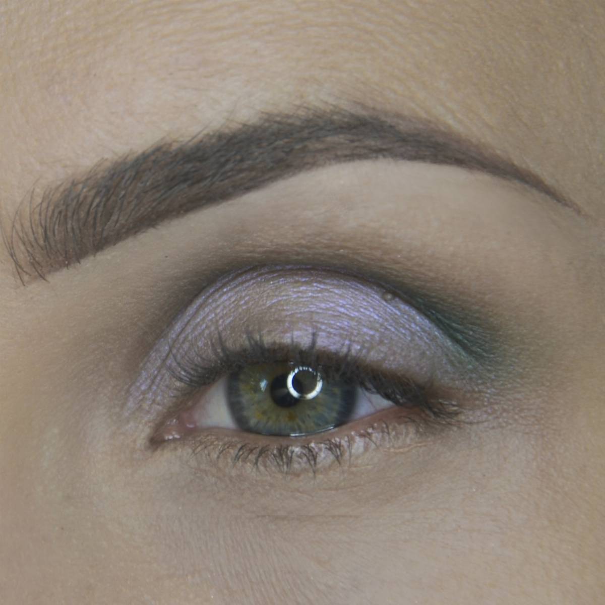 Elegancki makijaż na wyjście - krok po kroku 3