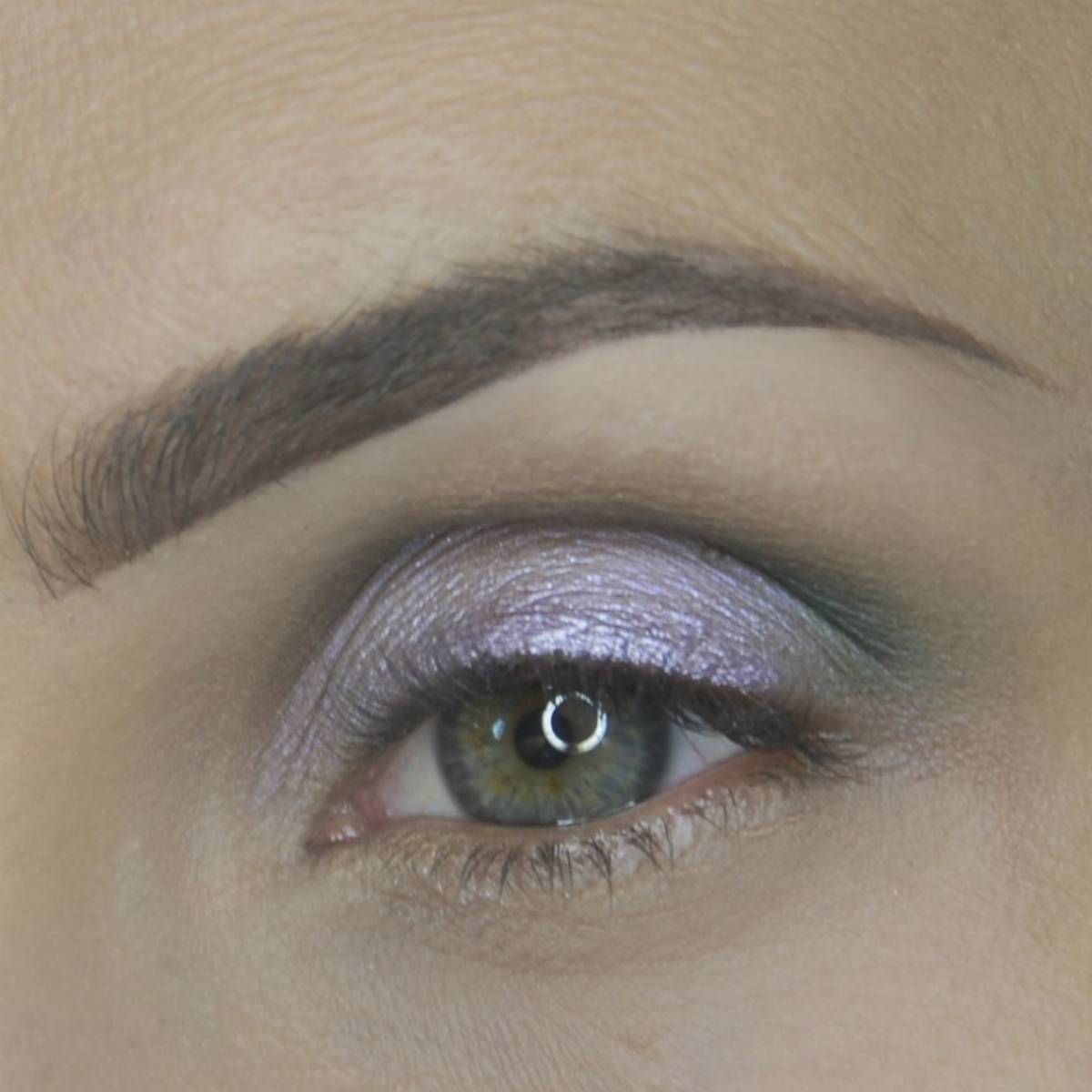 Elegancki makijaż na wyjście - krok po kroku 4