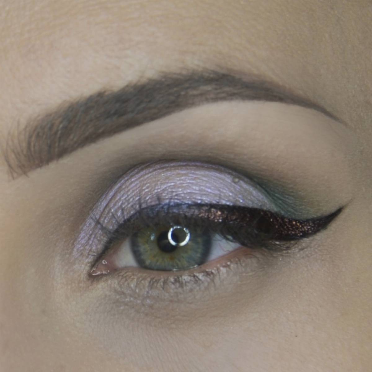 Elegancki makijaż na wyjście - krok po kroku 5