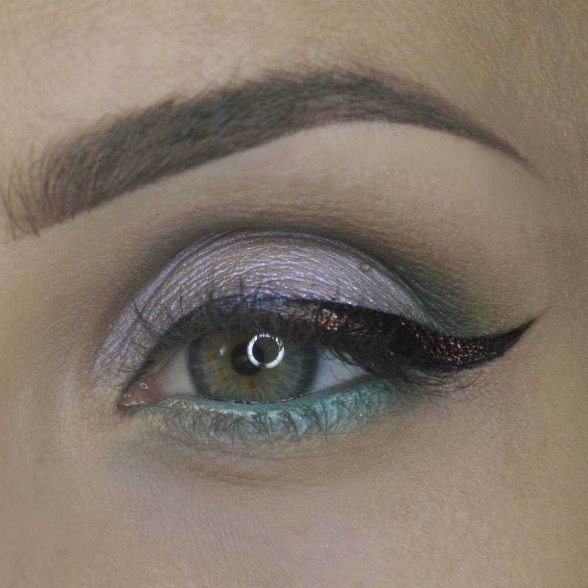 Elegancki makijaż na wyjście - krok po kroku 6