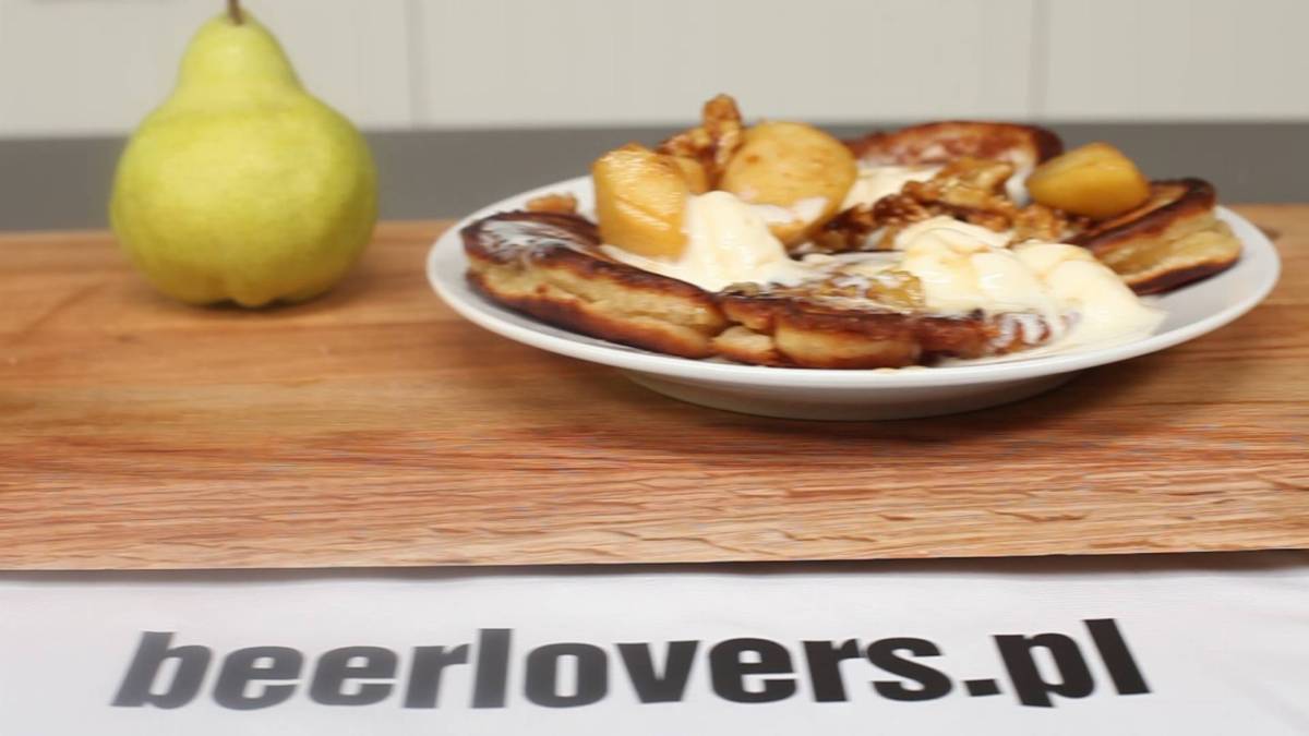 Racuchy piwne z karmelizowaną gruszką i lodami
