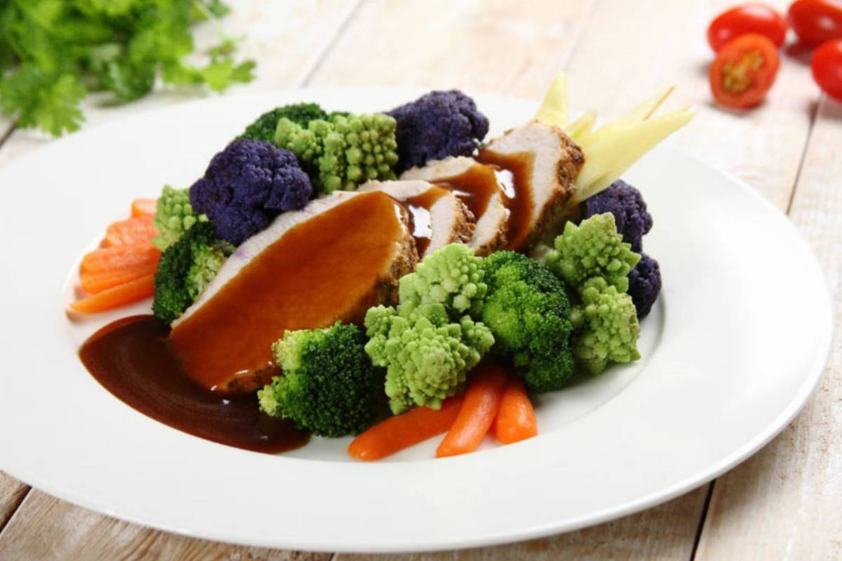 Schab-z-fioletowym-kalafiorem