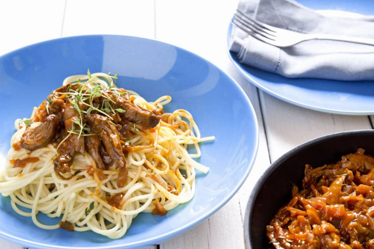 lubella_spaghetti_z_kaczka_pieczona_oraz_sosem_ze_slodkiego_czerwonego_wina