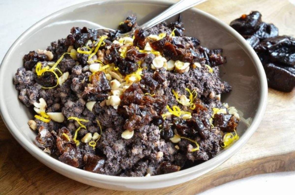 Wigilijna kutia ze śliwkami kalifornijskimi 1