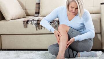 ucisk na nogi by pobudzić krążenie