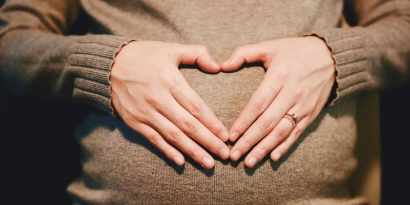 objawy ciąży od razu po zapłodnieniu