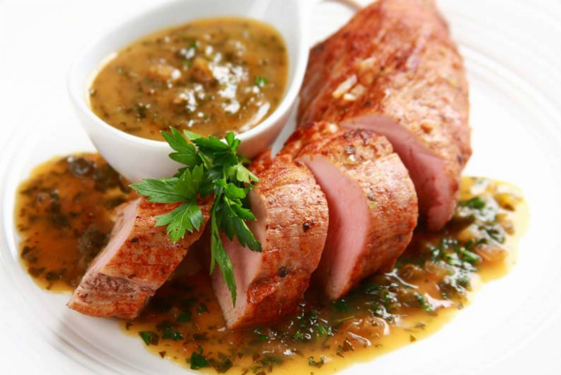 Polędwiczki w sosie cytrynowo - kaparowym