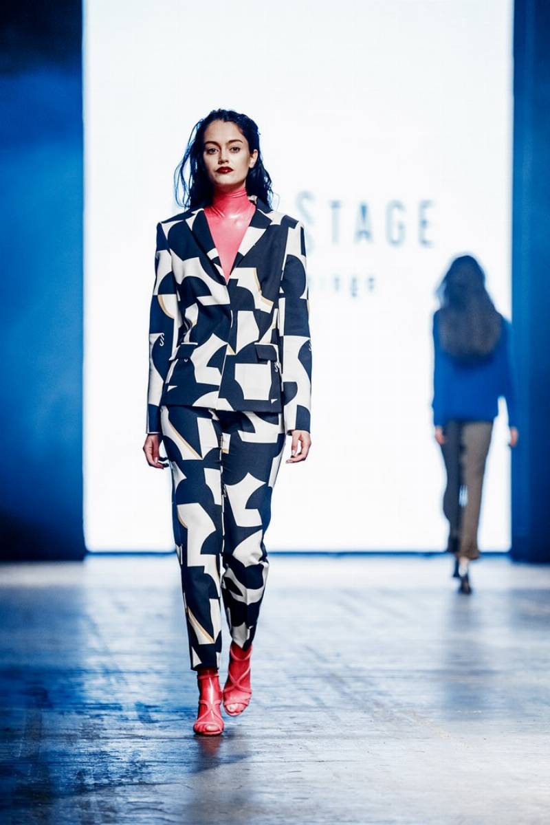FEMESTAGE Eva Minge AW 16-17 Fashion Week Poland fot. Michał Szlaga (7)