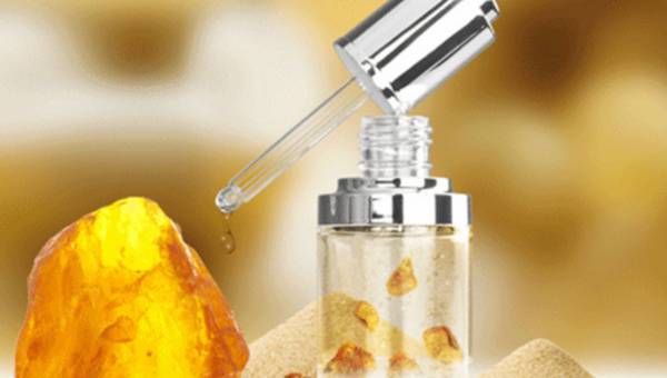 Clarena Amber Bronzing Elixir – do pielęgnacji szarej i zmęczonej cery