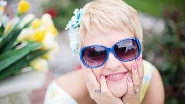 Menopauza – jak sobie z nią radzić? Poradnik kobiety 45+