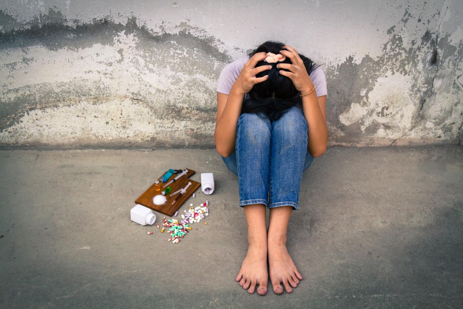 osoba uzależniona od różnych substancji i leków