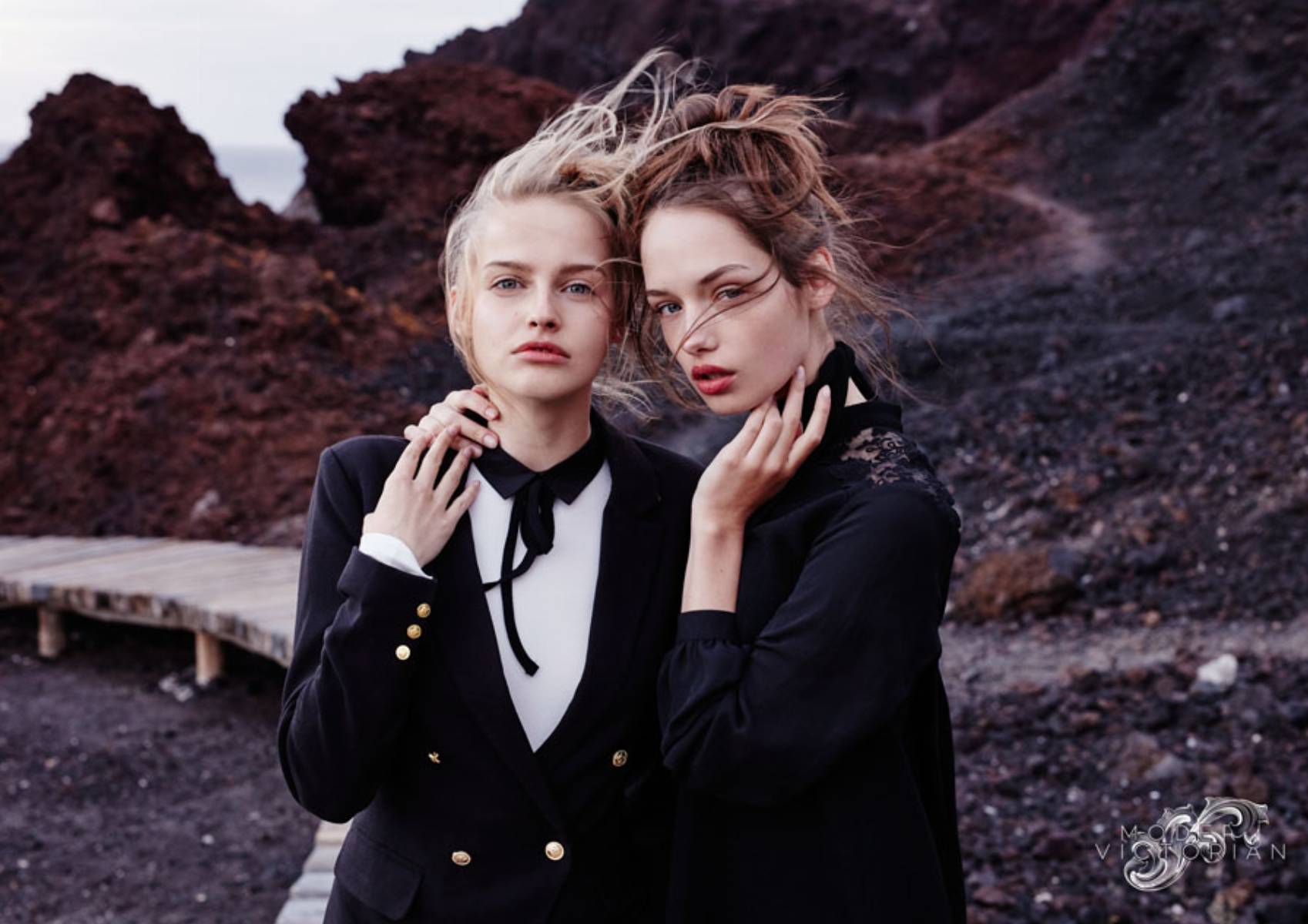 sinsay-na-sezon-jesien-zima-2016-2017-modern-victorian-7